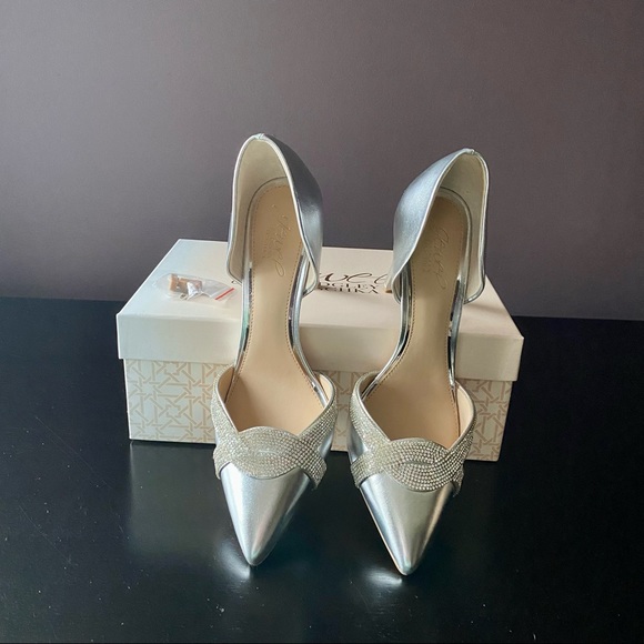 New Badgley Mischka Sedona Pumps 9 - Picture 9 of 10